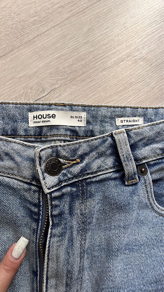 Продам джинсы House