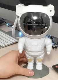 астронавт космонавт нічник лазерний проектор зоряне небо