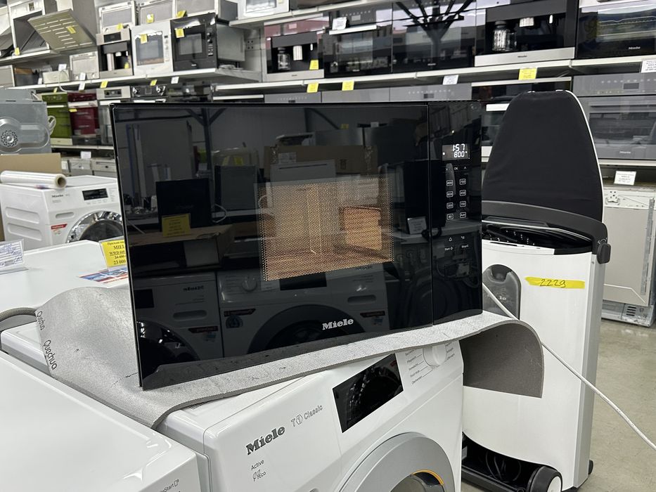 Сенсорна вбудована мікрохвильова піч Miele M 2230 СВЧ миле