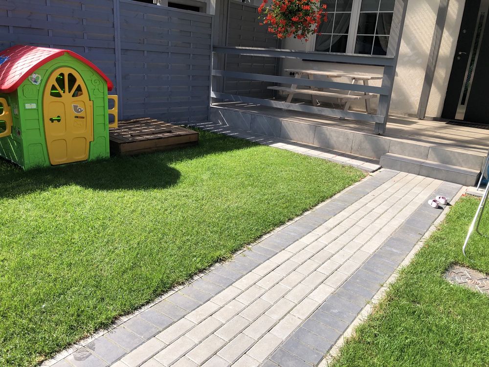 Apartamenty z własnym ogródkiem i tarasem, 200 m do plaży.