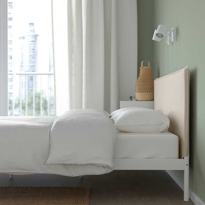 Cama IKEA KLEPPSTAD 160x200 cm – Excelente Estado (Sem Colchão)