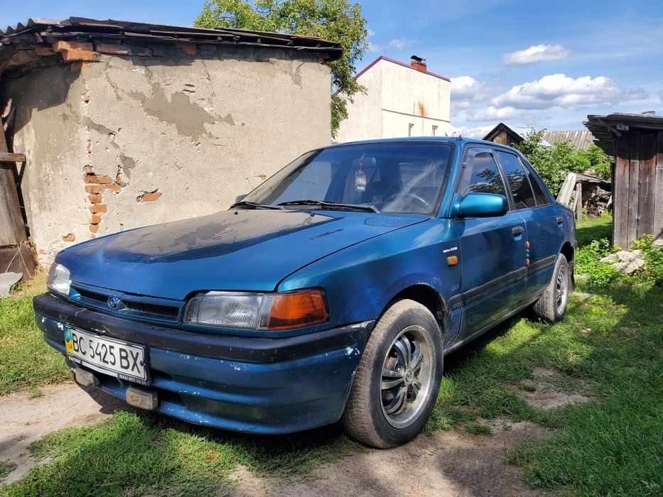 Продам Mazda 323 1.6 16v injection