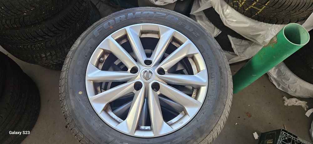 Sprzedam nissan quashai  II koła zimowe