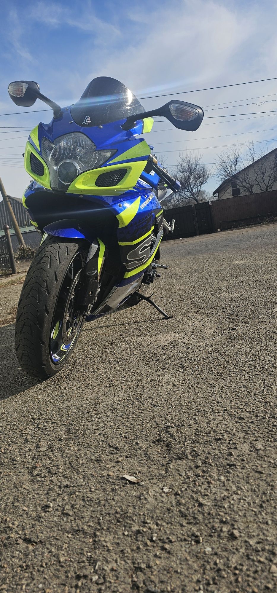 Продам Suzuki GSX-R 750