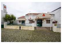 Oportunidade de Investimento! Espaço Comercial à Venda no Vimeiro