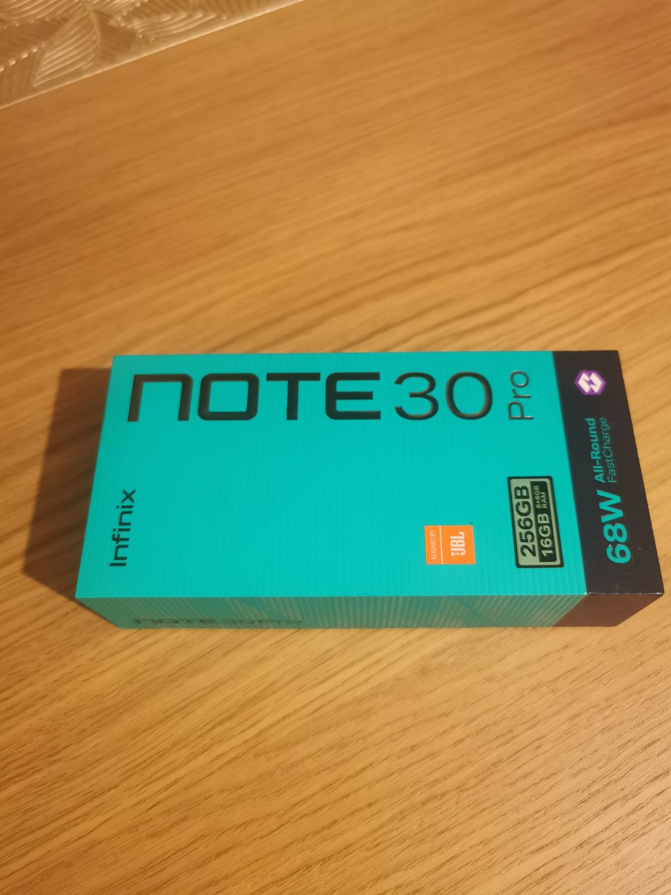 Infinix Noute 30 Pro 8RAM 256 GB