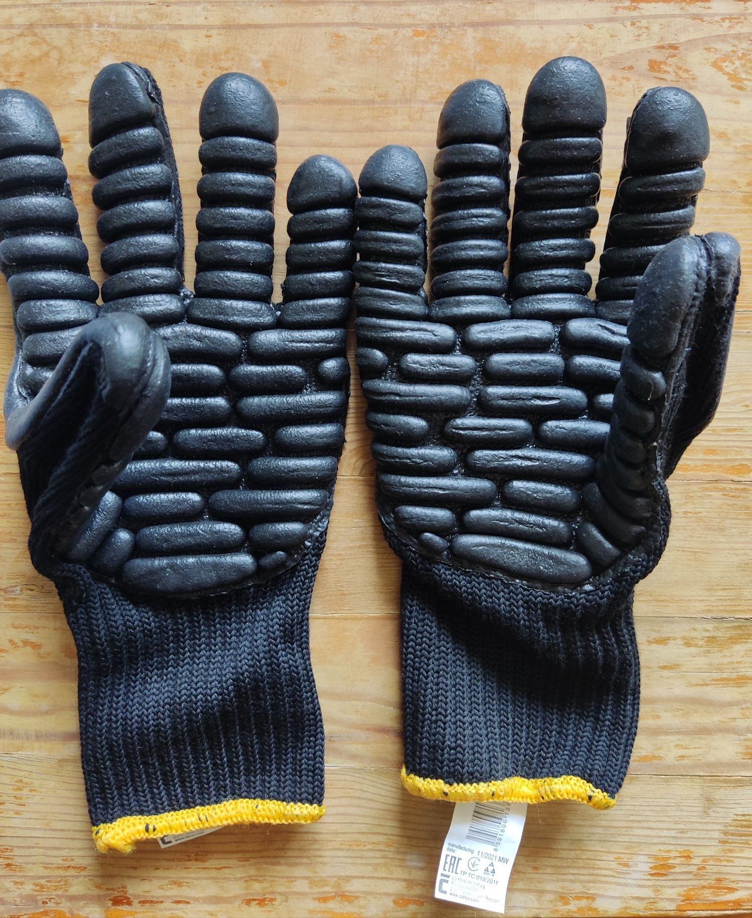 Антивібраційні рукавички  ATTHIS