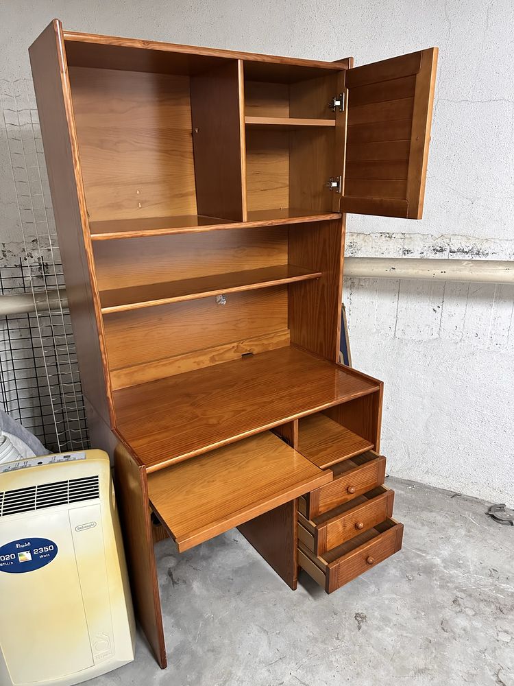 Vendo Movel de escritorio em madeira