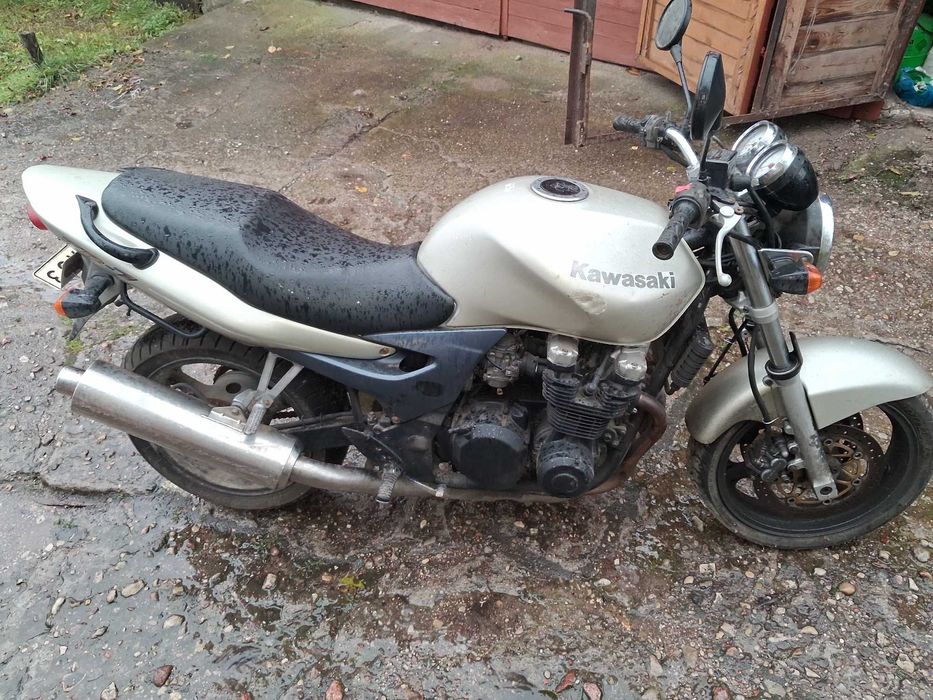 Kawasaki z 750 na części