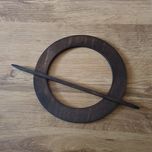 Klamra do upinania firan zasłon koło 16cm brązowa Wenge