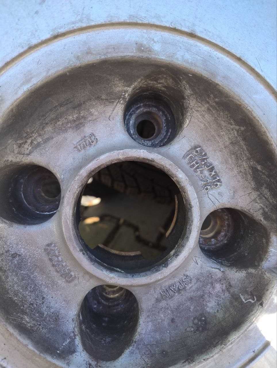 Alufelgi Citroen koła Hankook 215/55/16