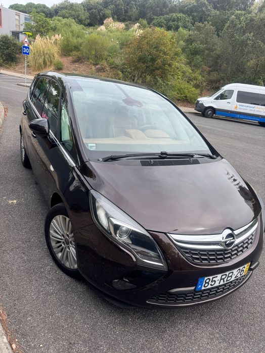 Opel Zafira 7 lugares - nacional 2016