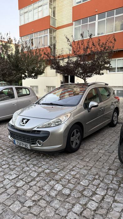 Peugeot 207 SW Teto panoramico