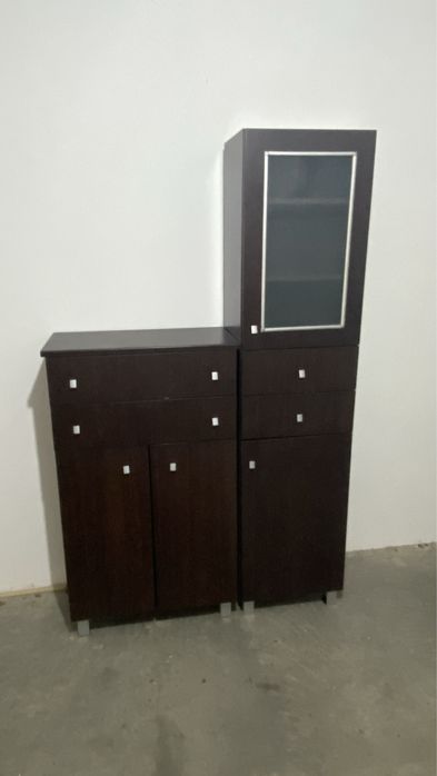 Conjunto se 2 móveis de WC