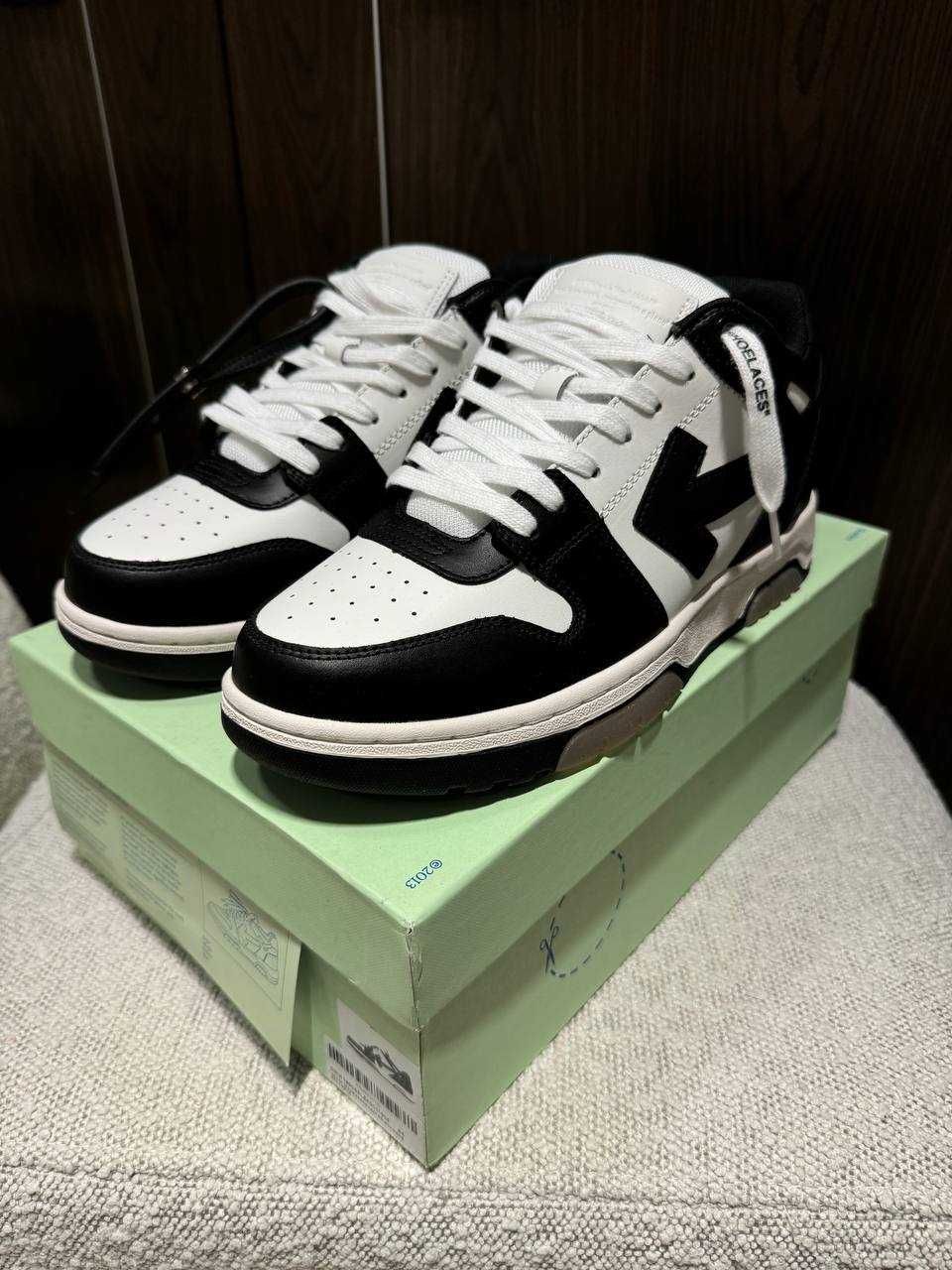 Кеди Off-White Out of Office Black White / кеди Офф-Вайт чорно-білі