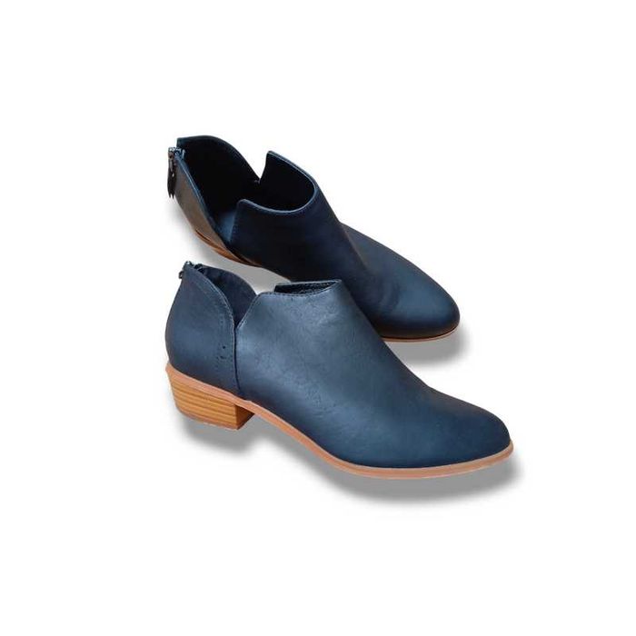 Туфлі ботильйони чорні черевики ковбойки козаки