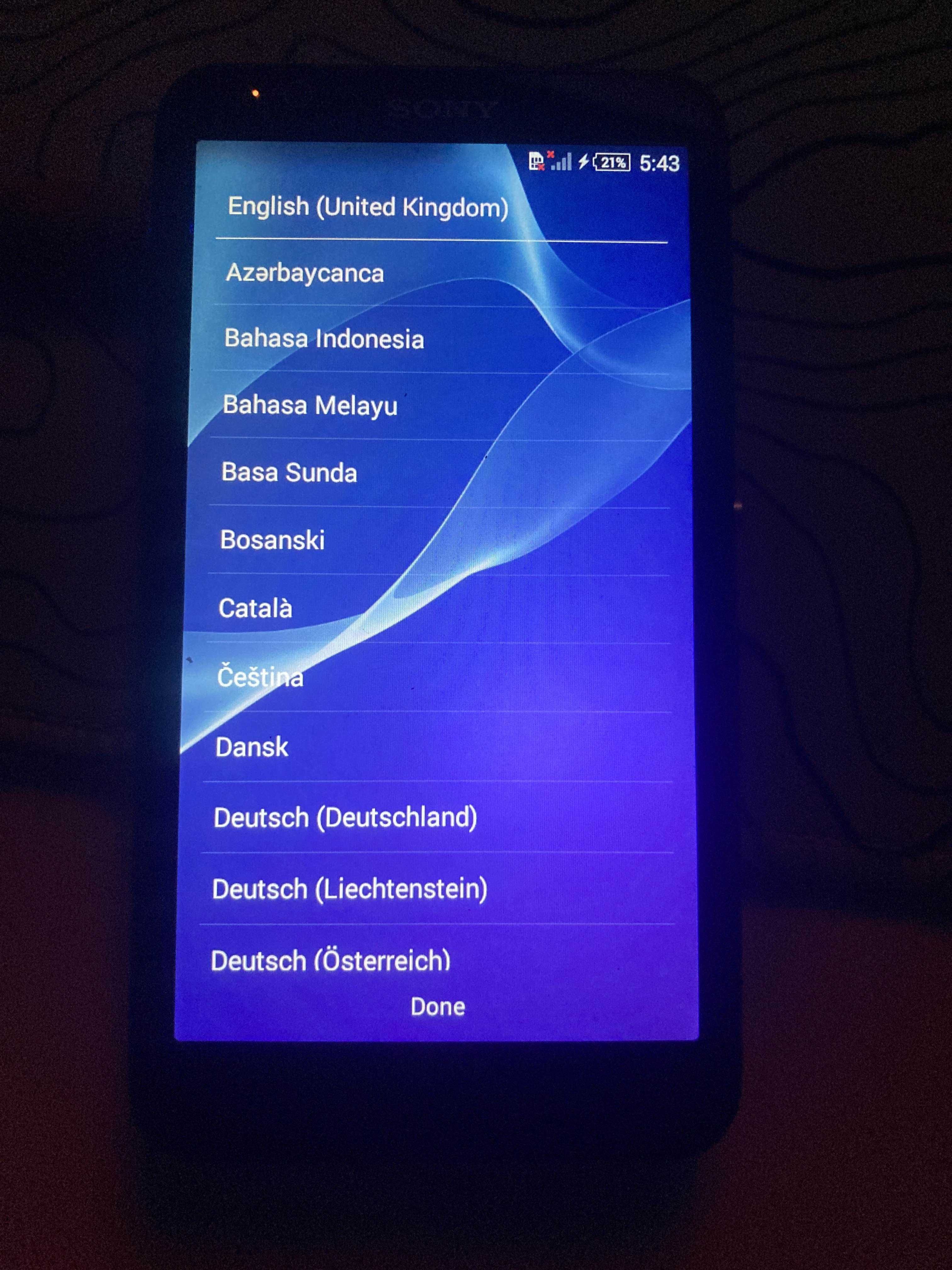 Sony Xperia E4 E2105 - telefon dla niewymagających lub osób starszych