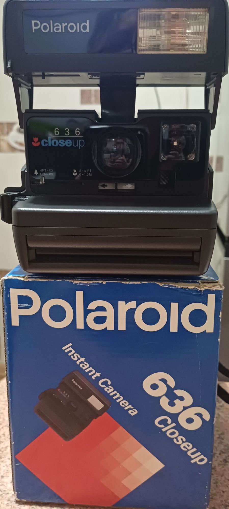 Фотоаппарат "POLAROID 636 " в рабочем состоянии.