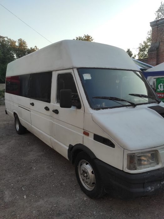 Івеко дейлі повноціний пасажир