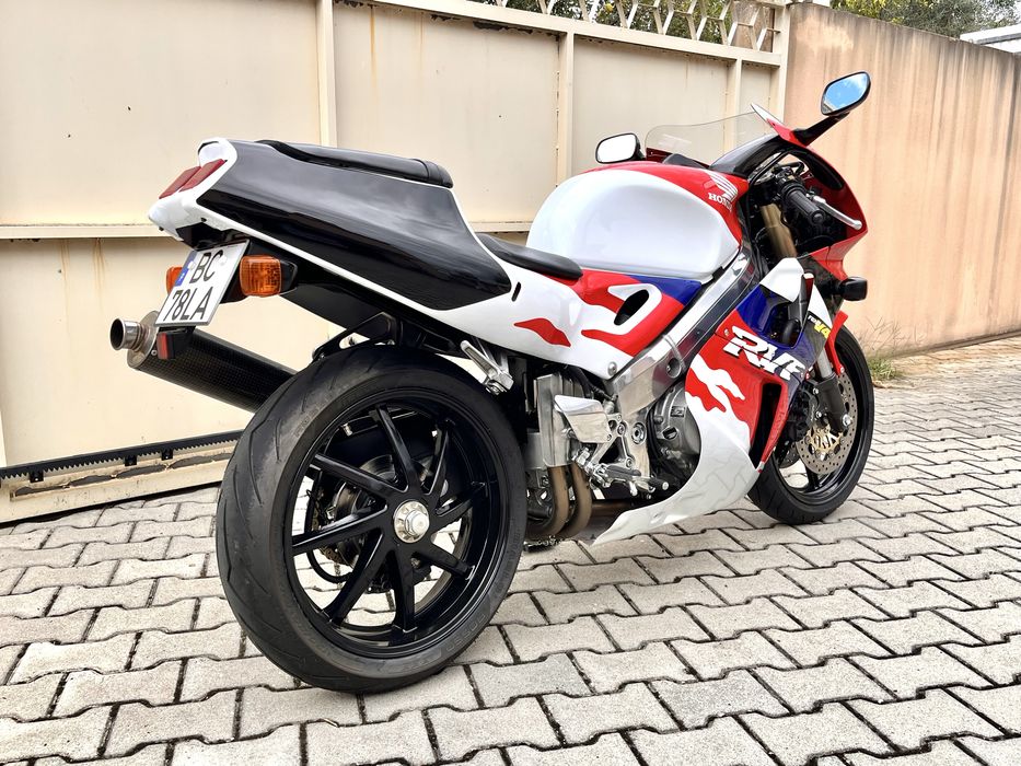 Honda RVF 400 NC35
