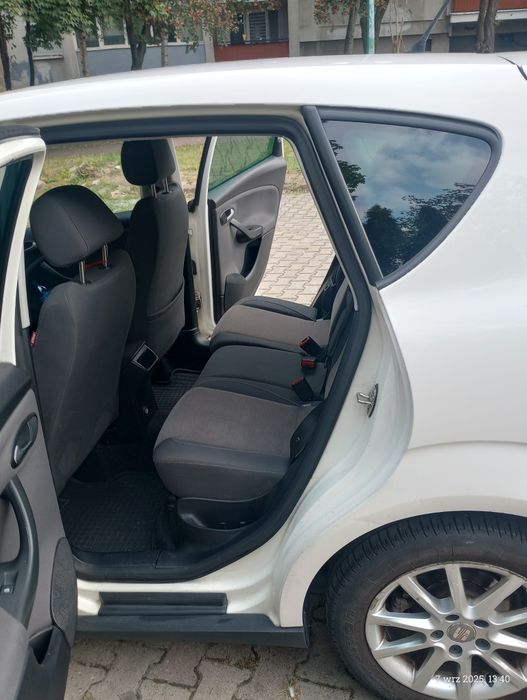 Seat Altea 1.6 TDI 2011 rok Automat DSG