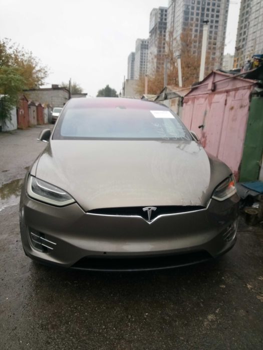 TESLA model X p90 16рік