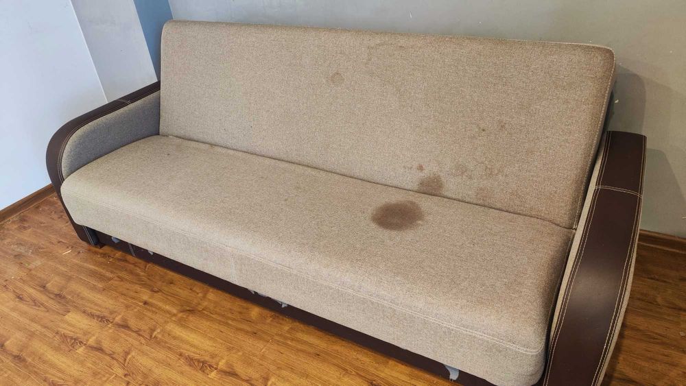 Tapczan składany, wersalka.