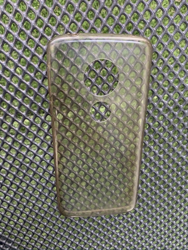 Case Etui silikonowe Motorola E5 oddam za darmo