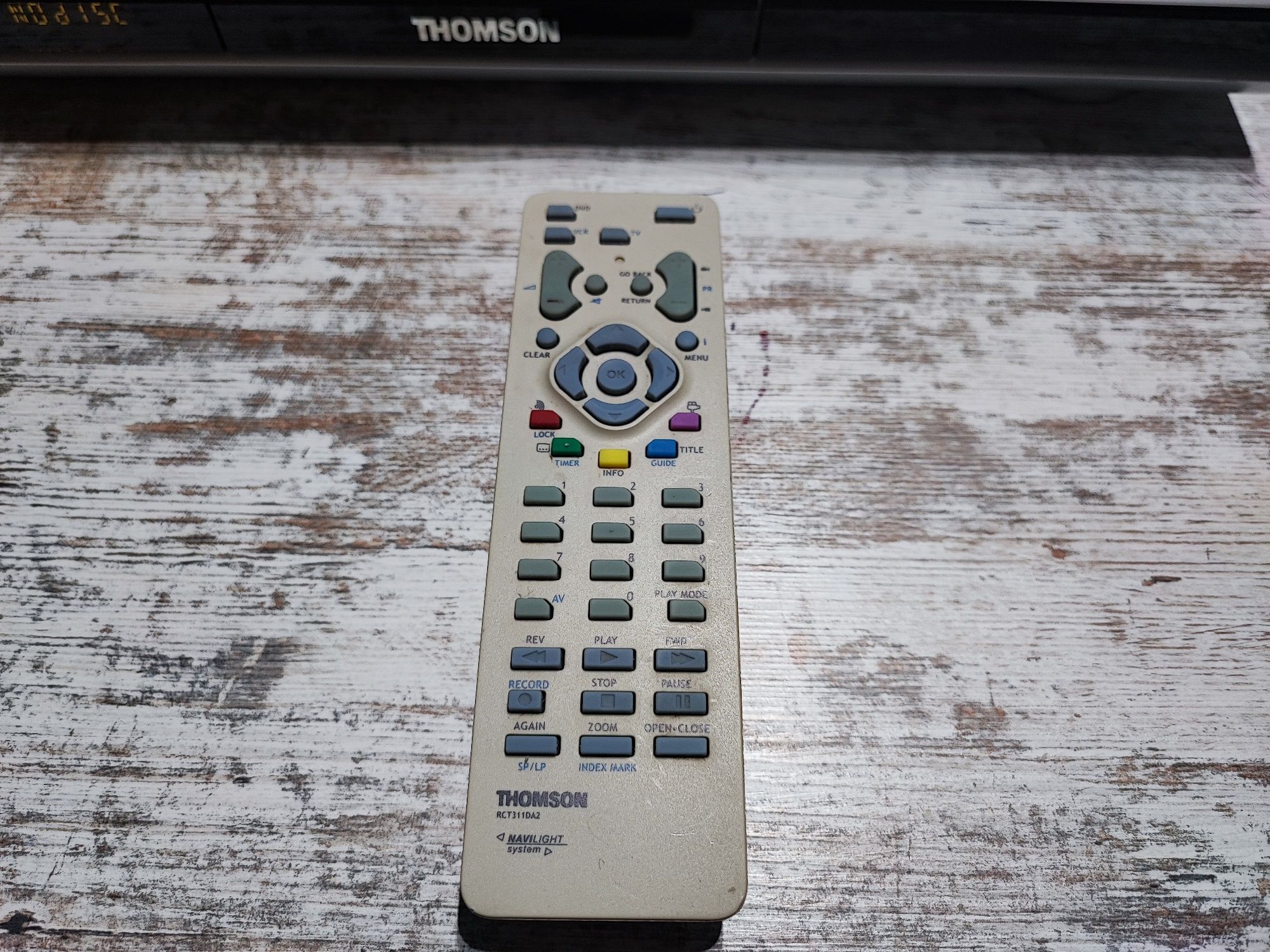 Odtwarzacz DVD Thomson DTH222EA