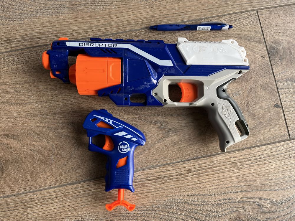 Pistolet Nerf disruptor + pojedyńczy blaze storm