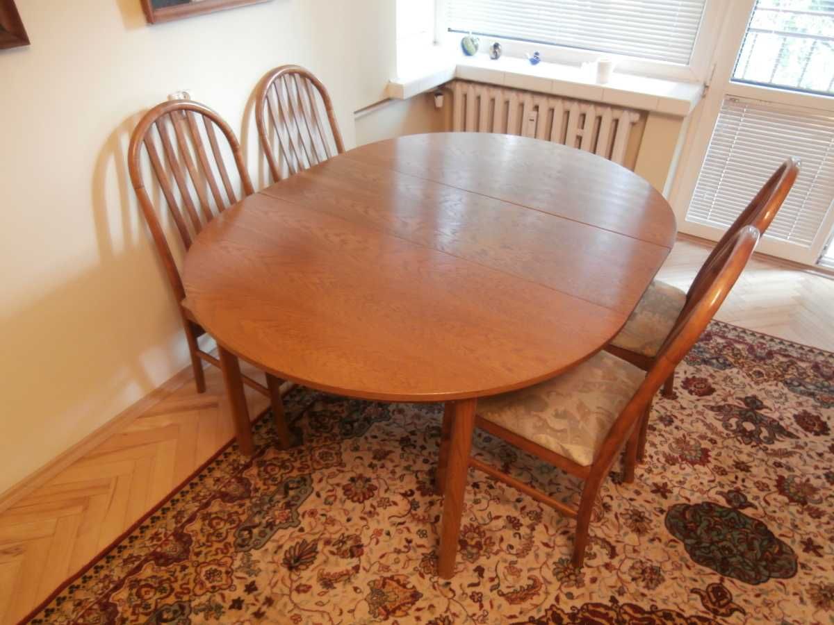Stół 6 osobowy rozkładany z 4 krzesłami dębowy
