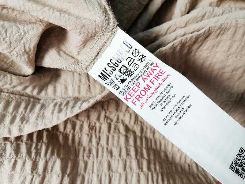 Длинное свободное платье рубашка с разрезами