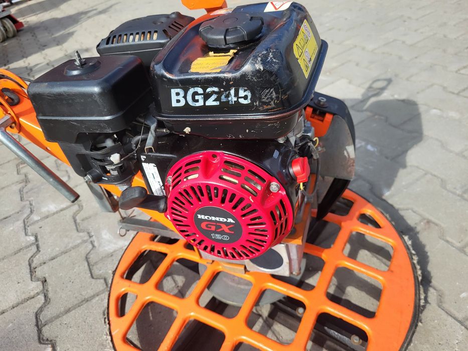 Zacieraczka do betonu Atlas Copco BD240 60cm silnik Honda