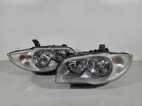 Bmw E87 Lampy Przód Przednie Lewa+Prawa Valeo Europa Kompletne IGŁA
