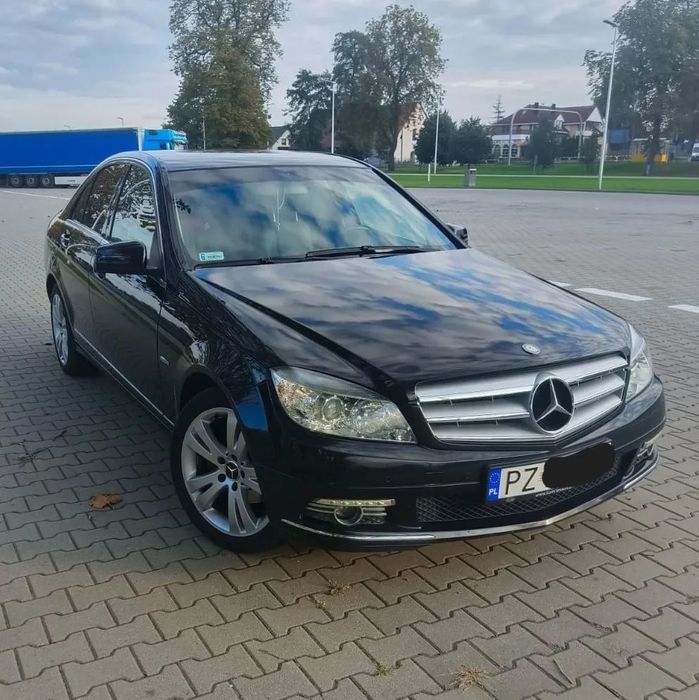 Mercedes-Benz Klasa C Mercedes-Benz C180 CGI BlueEfficiency Avantgarde