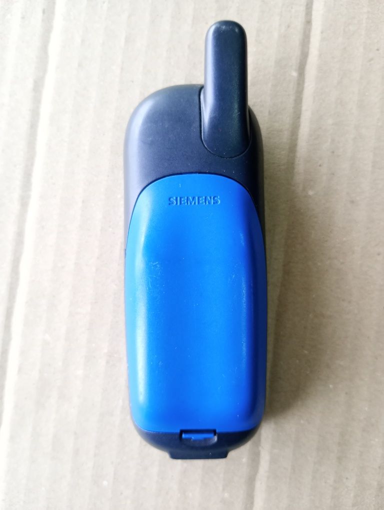 Siemens A35 (не вмикається)
