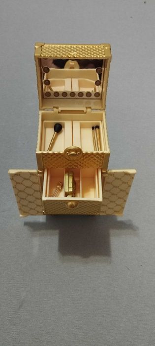 Boneca Rainbow High Vision Diva Doll Gold