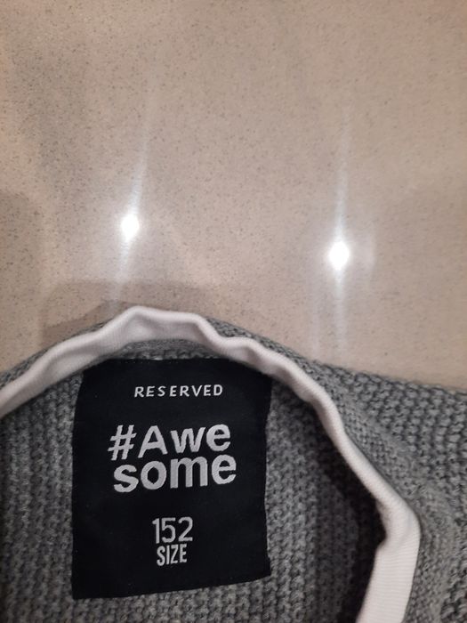 Sweter chłopięcy firmy Reserved