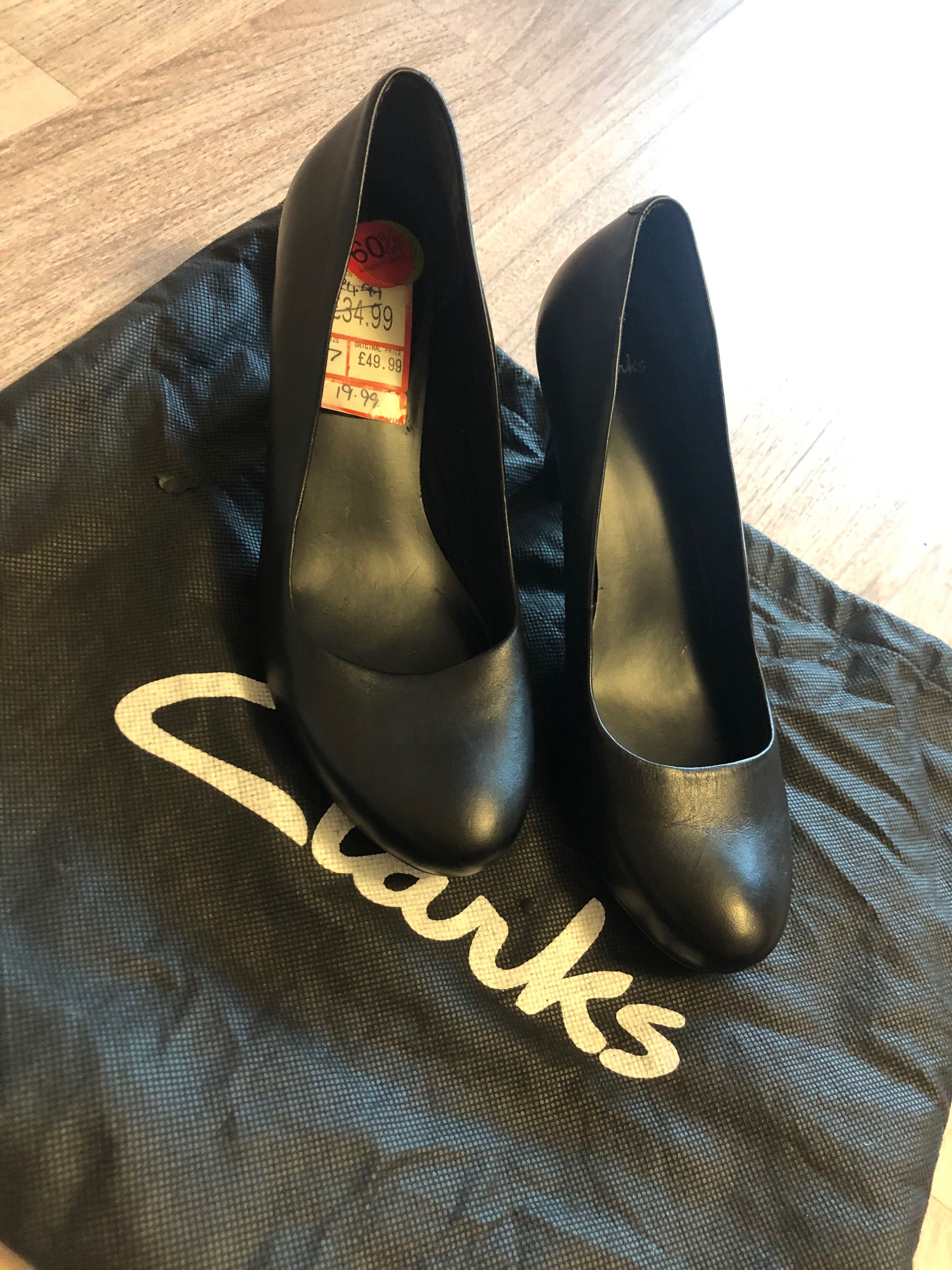 Czółenka Clarks 40 nowe