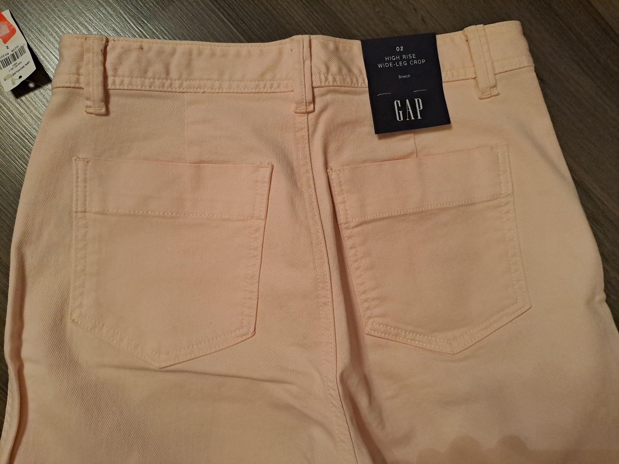 Стильные, новые джинсы high rise wild leg grop GAP Цвет розовый, барби