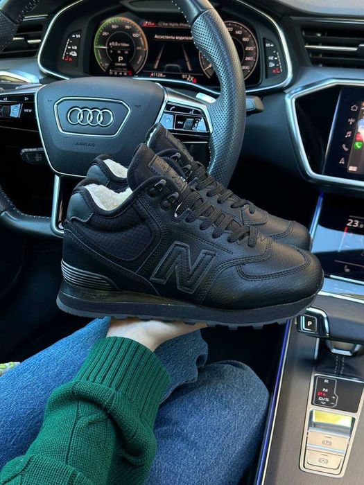 Кросівки зимові New Balance 574 чорні високі з хутром підліткові жіноч