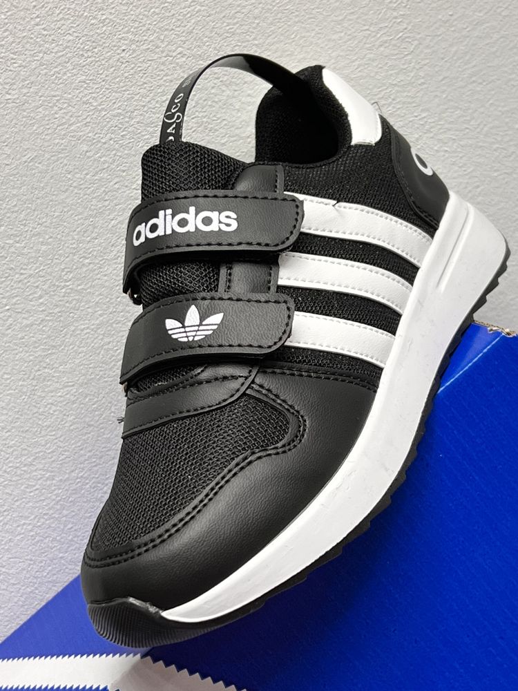 Детские кроссовки Adidas р31-35