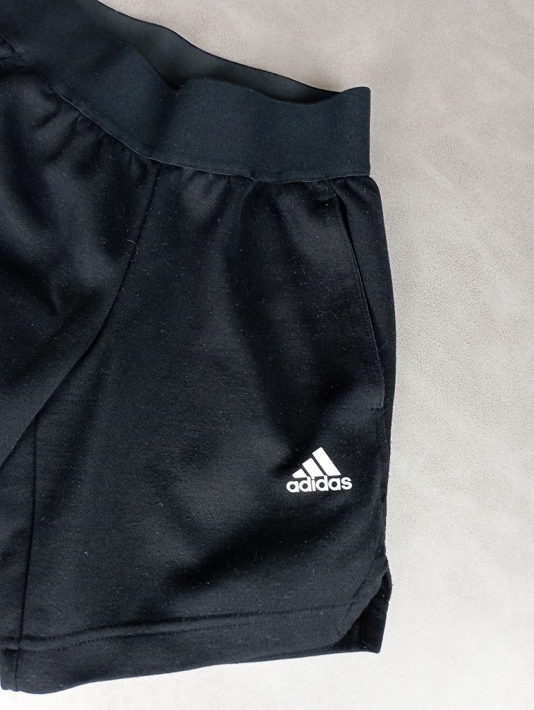 Шорты спортивные Adidas для мальчика