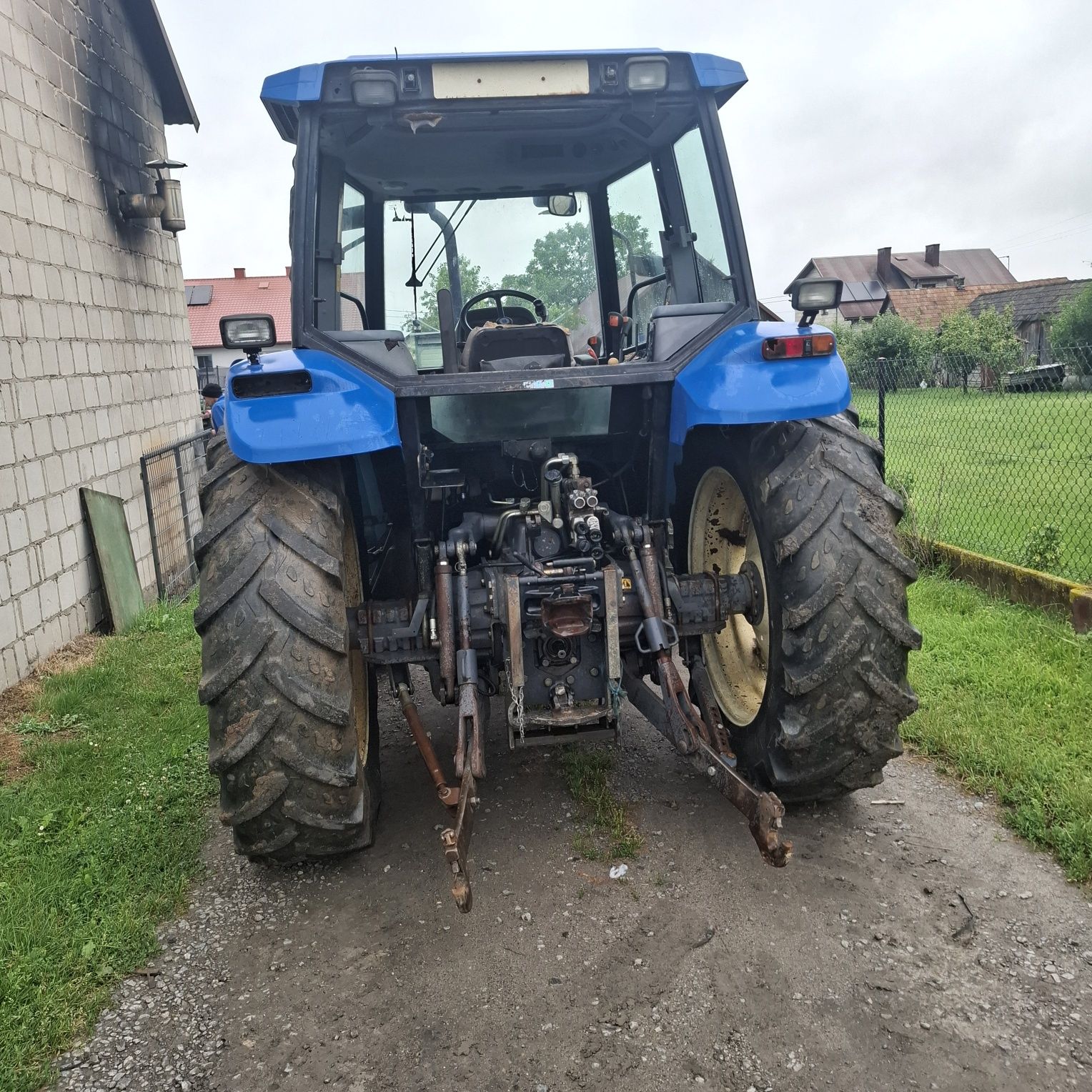New Holland Ts 100