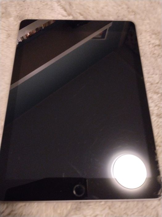 iPad (6 generacja) wifi 32 gb