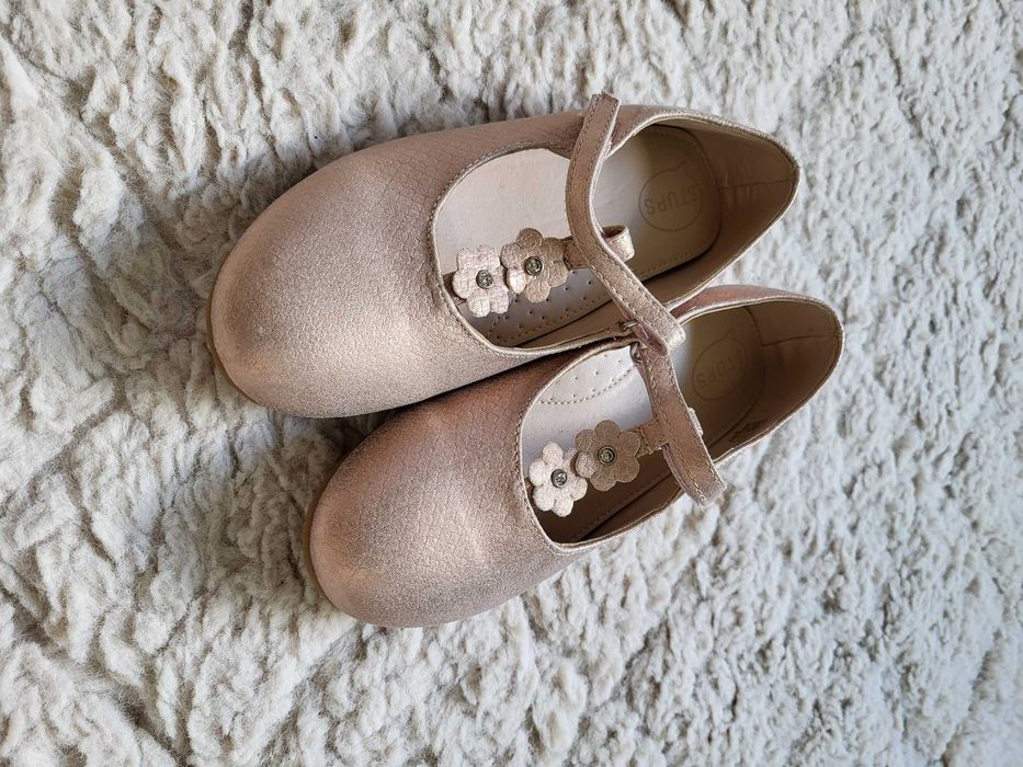 Nowe złote balerinki T-bar Stups rozm: 32