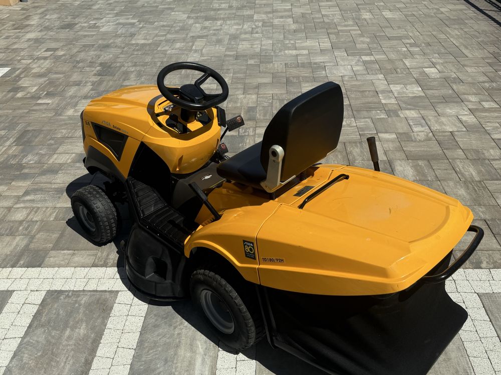 Traktorek kosiarka Stiga silnik Briggs 19 hp Nowy model kosz