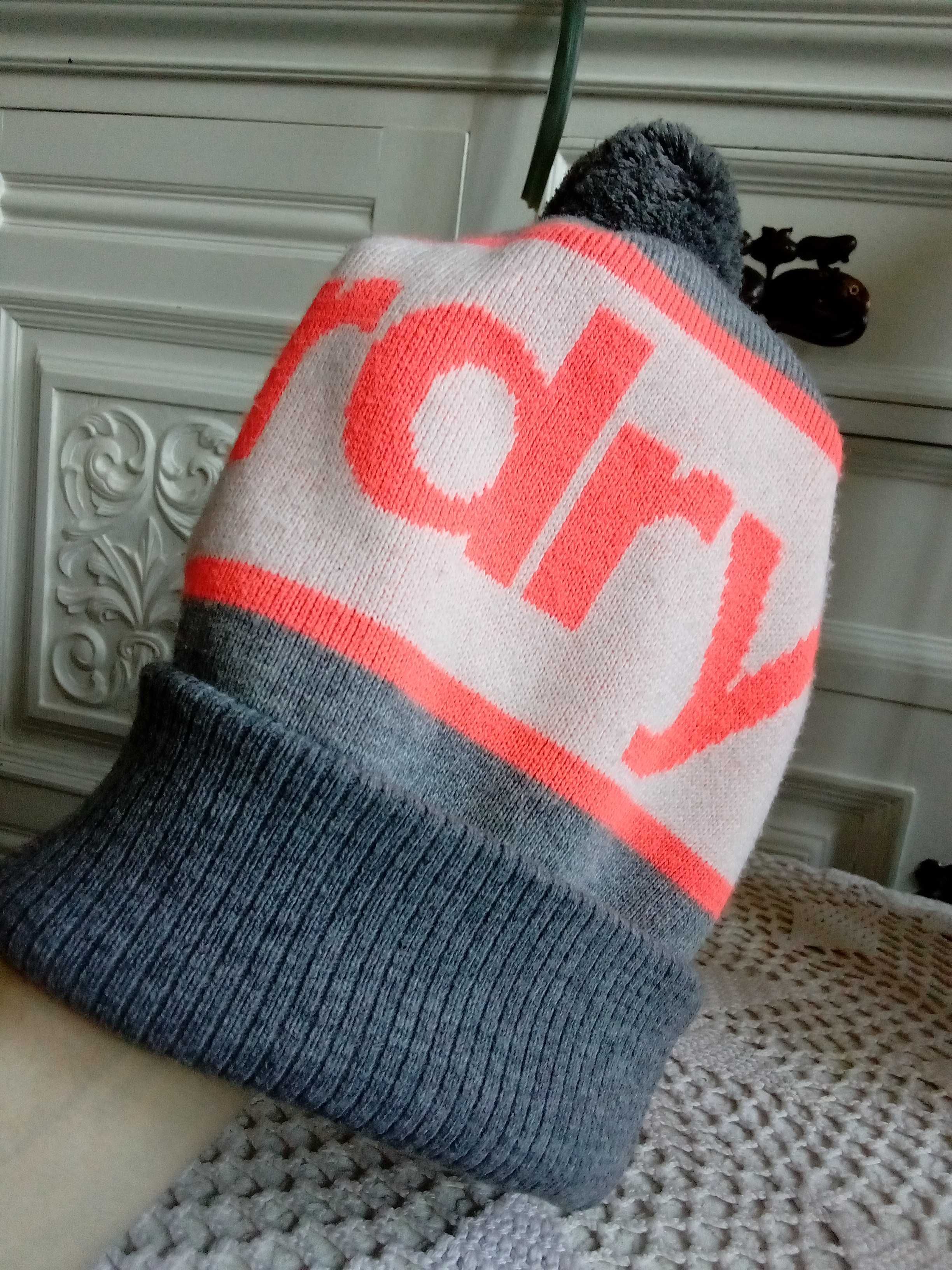 Superdry czapka zimowa dwuwarstwowa młodzieżowa damska turecka