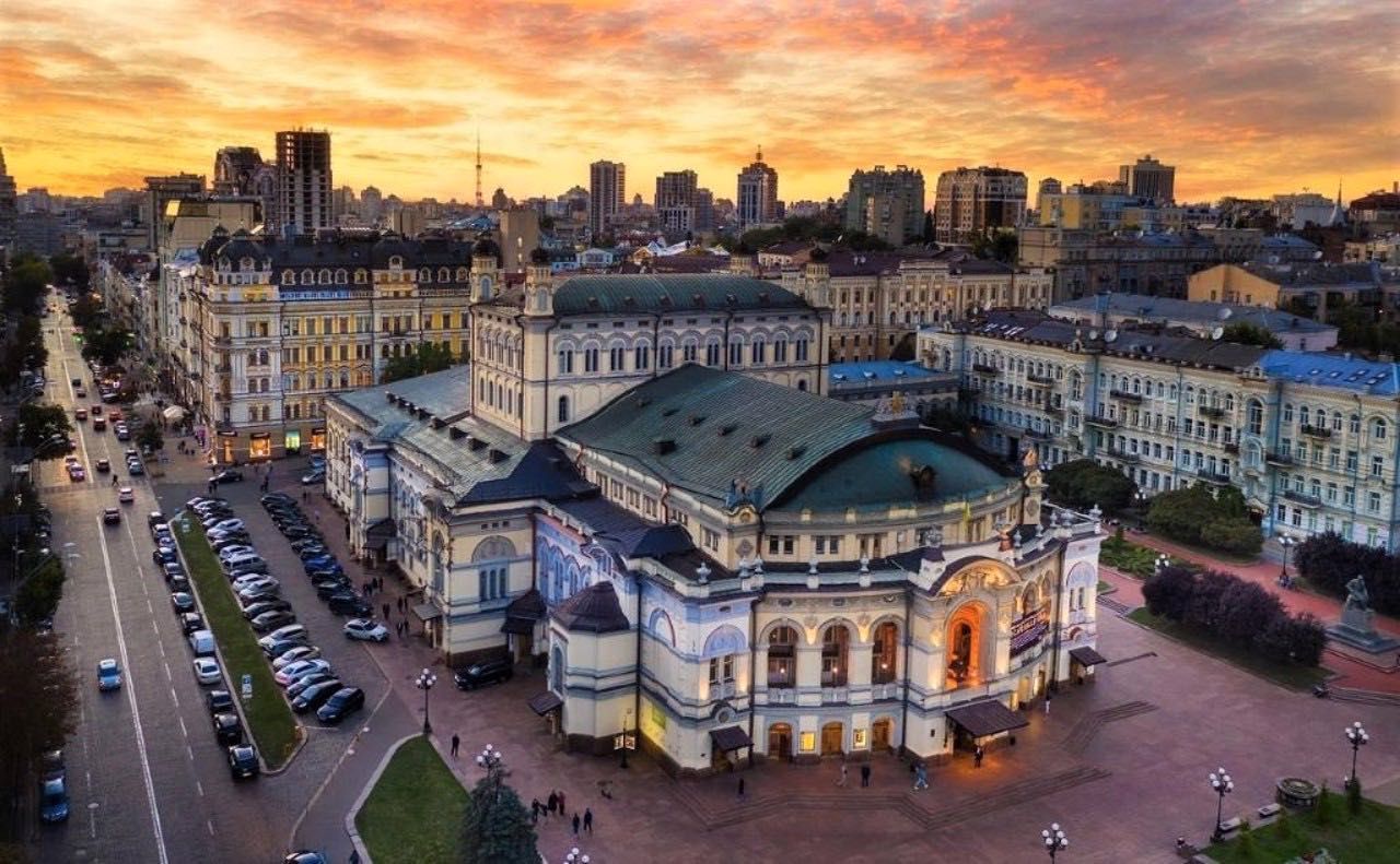 Продаж квартири вул. Богдана Хмельницького 32 Історичний центр Києва