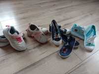Zestaw butów dla dziewczynki  rozmiar 30( 5par)
